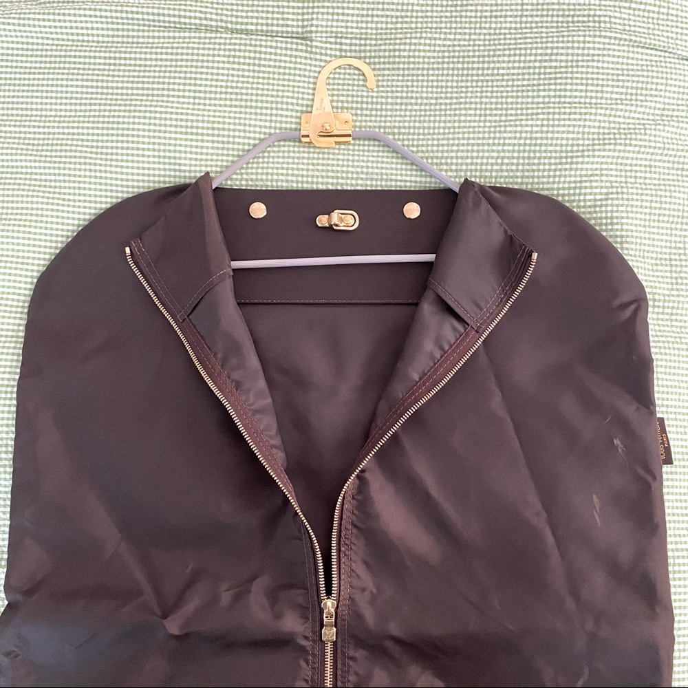 Authentic Louis Vuitton Nylon Travel Garment Bag (Unisex) - Picture 3 of 15